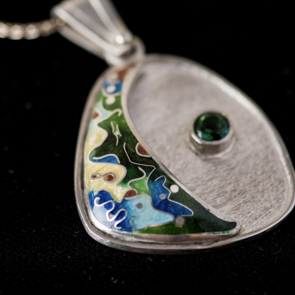 Handmade statement pendant - Picture 2 of 2